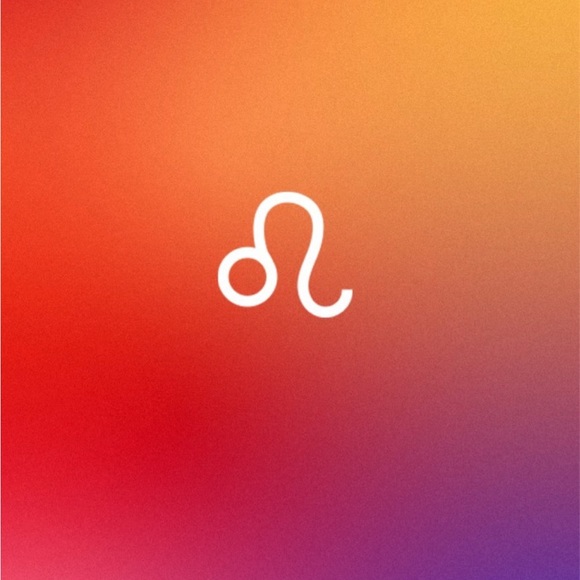 Meet your Posher, Nicole - Picture 1 of 4